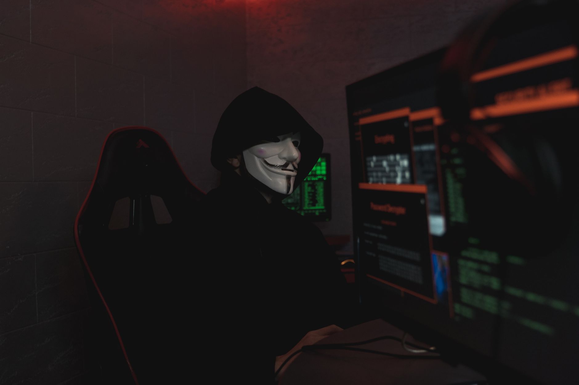 Dark-web monitoring research workstation